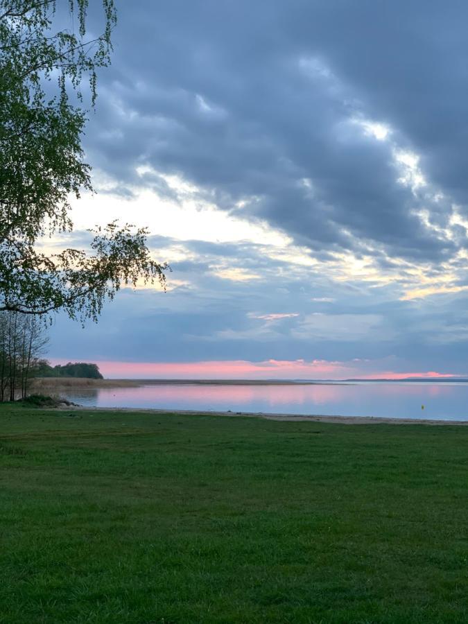Uroczy Dom Nad Jeziorem Sniardwy Tuz Obok Plazy Nowe Guty Exterior photo
